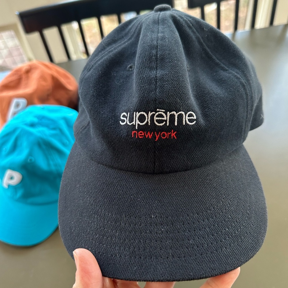 Supreme Logo 6 Panel Hat Black